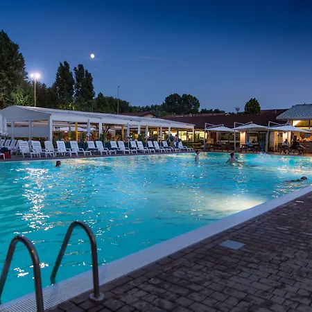 Hu Venezia In Town 3* مارغيرا